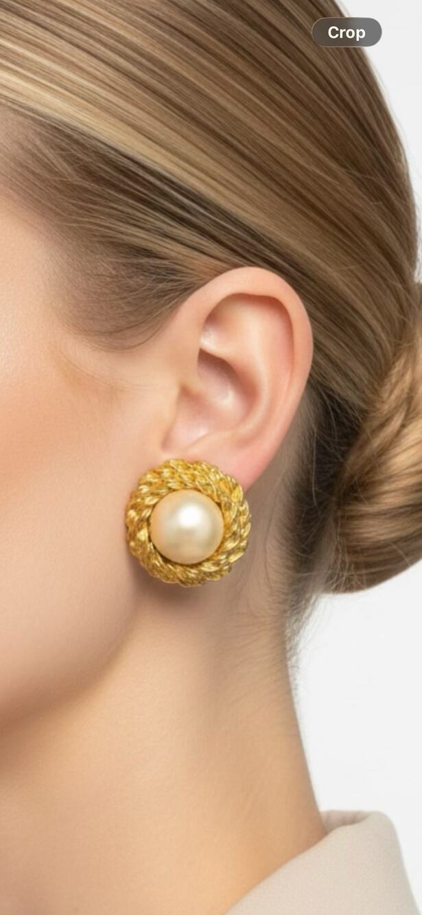 Vintage Joan Rivers SIGNED Clip On Earrings Faux Pearl Gold Tone